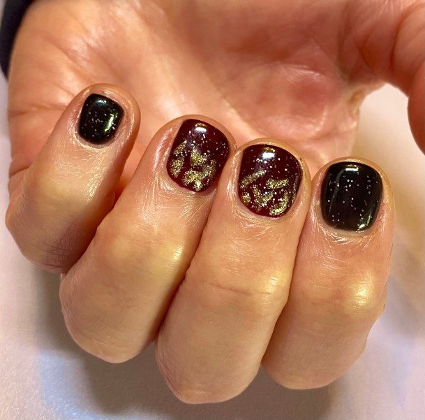 Coolest Females Burgundy And Black Nail