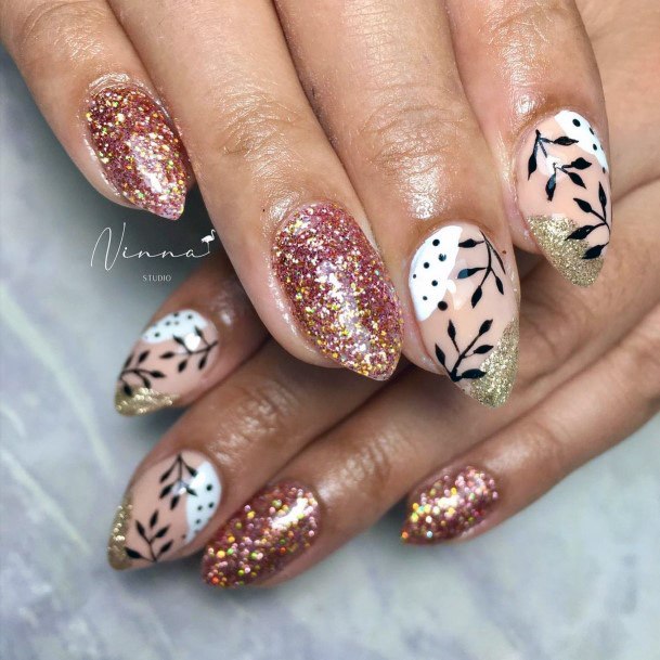 Coolest Females Gold Dress Nail