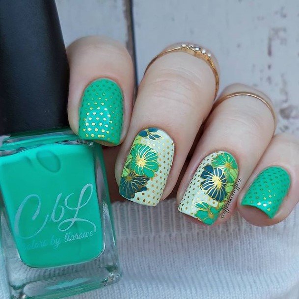 Coolest Females Green Nail