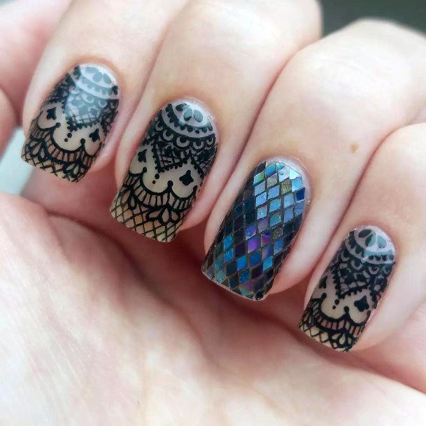 Coolest Females Lace Nail