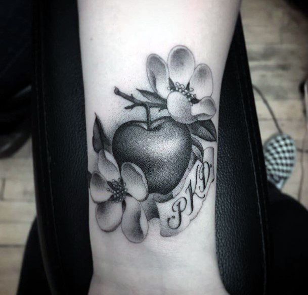 Coolest Womens Crabapple Tattoos