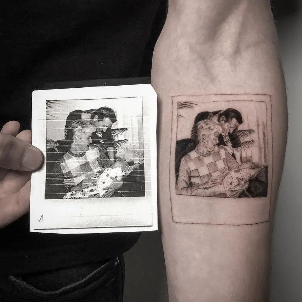 Coolest Womens Family Tattoos Photo Portrait