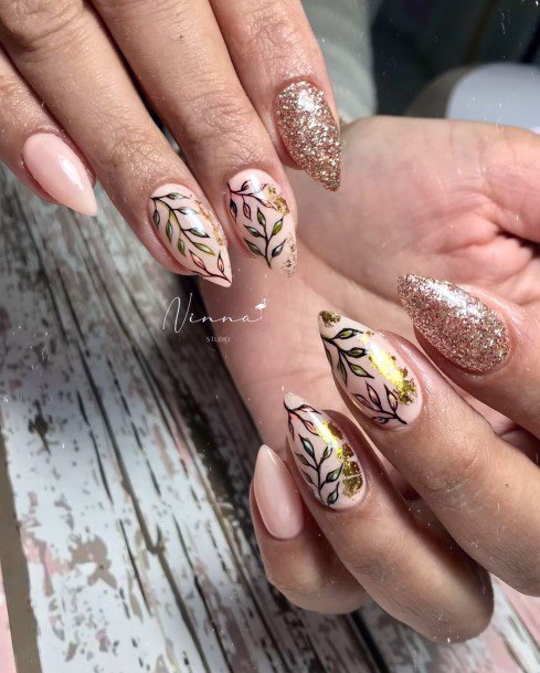 Coolest Womens Gold Dress Nails