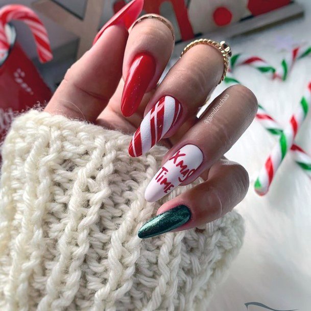 Coolest Womens Holiday Nails