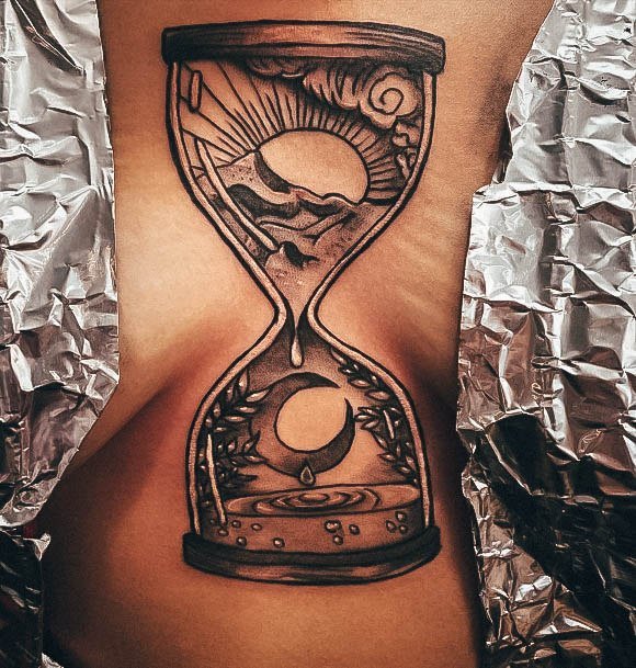 Coolest Womens Hourglass Tattoos