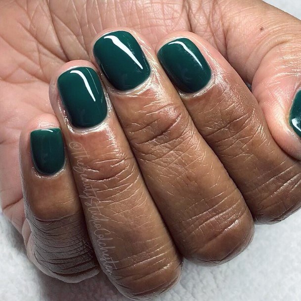 Coolest Womens Hunter Green Nails