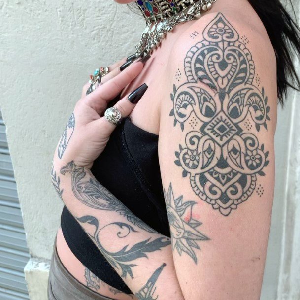 Coolest Womens Paisley Tattoos