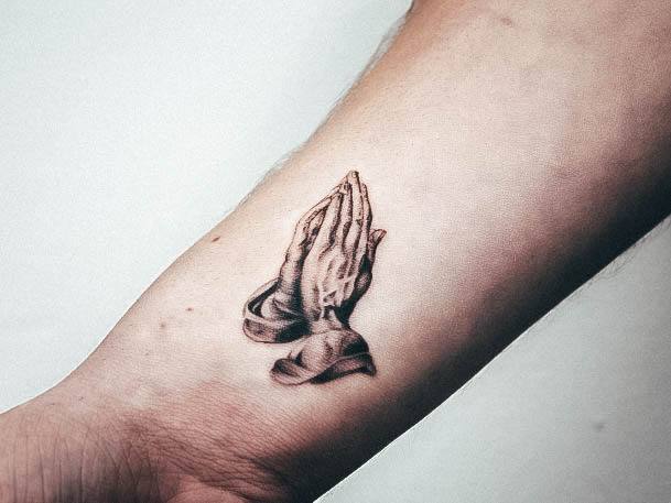 Coolest Womens Praying Hands Tattoos Small Wrist