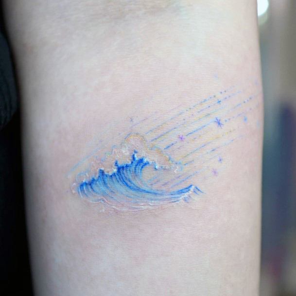 Coolest Womens Shooting Star Tattoos