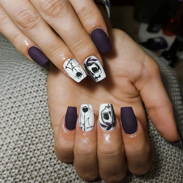 Coolest Womens Spider Nails