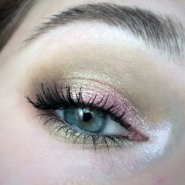 Coral Shaded Eyeshadow Ideas Women