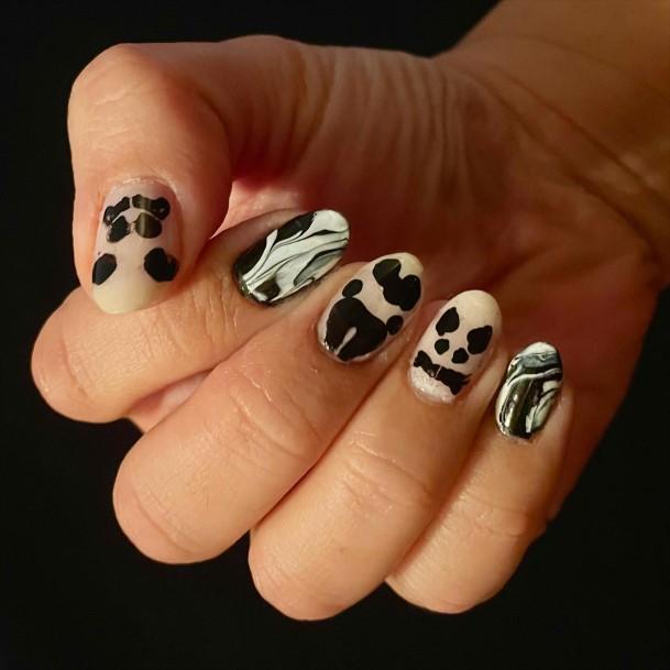 Creative Black And White Marble Nail Designs For Women