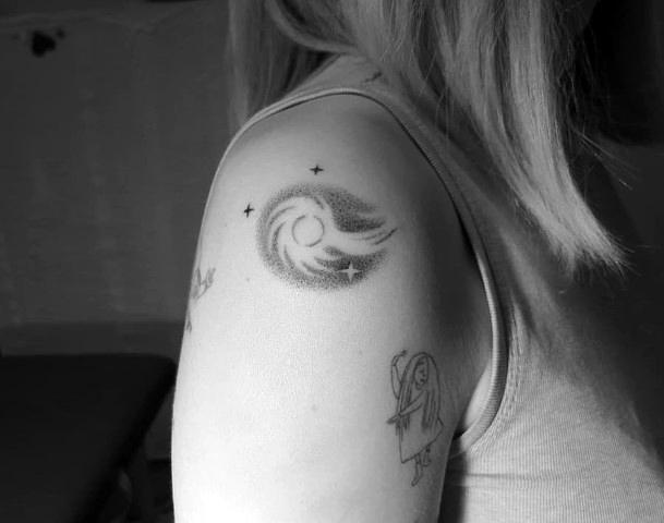 Creative Comet Tattoo Designs For Women