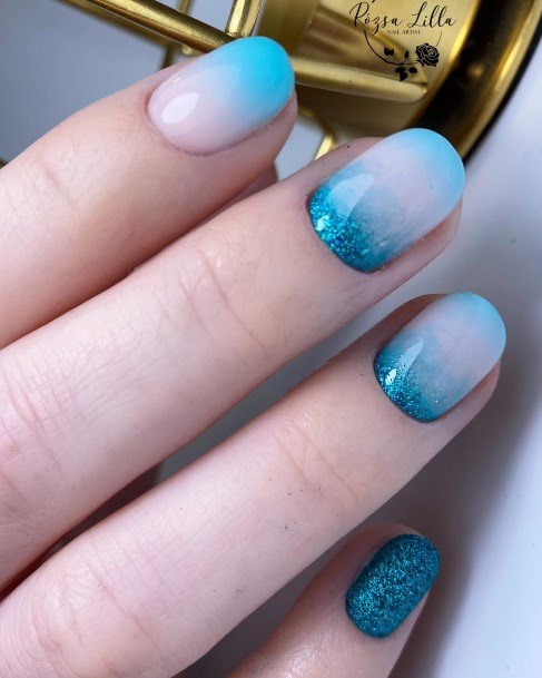 Creative Glitter Ombre Nail Designs For Women