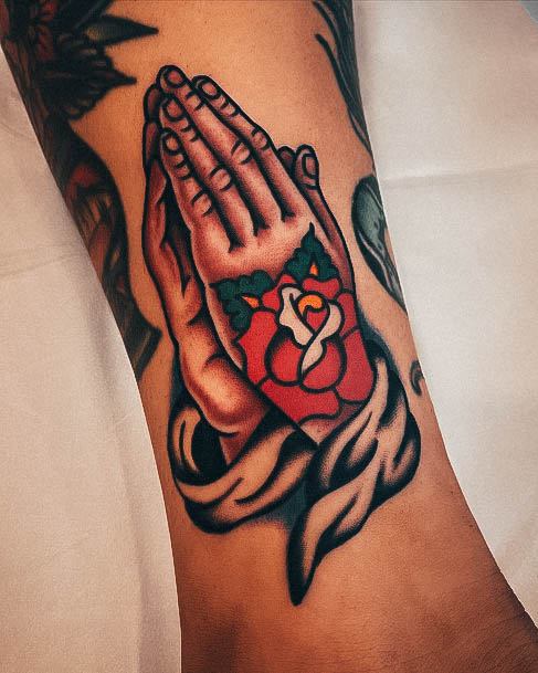 Creative Praying Hands Tattoo Designs For Women Traditional