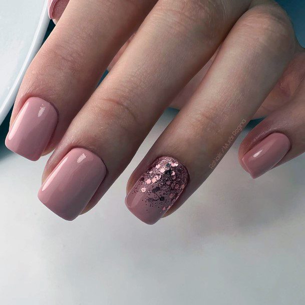 Creative Rose Gold Nail Designs For Women