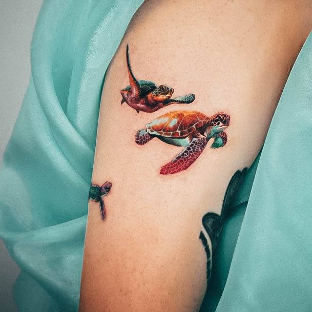 Creative Sibling Tattoo Designs For Women