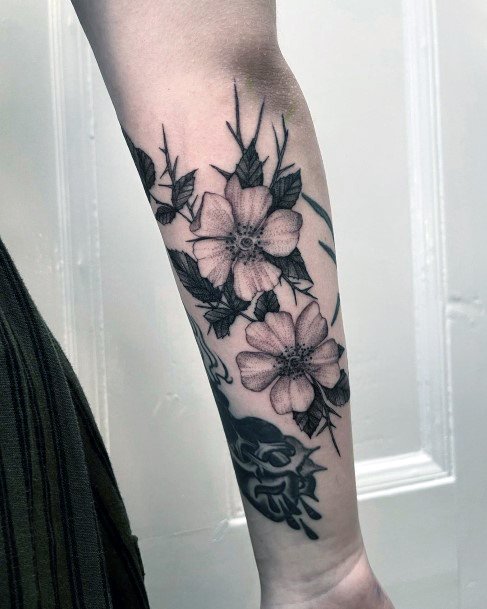 Creative Thorns Tattoo Designs For Women