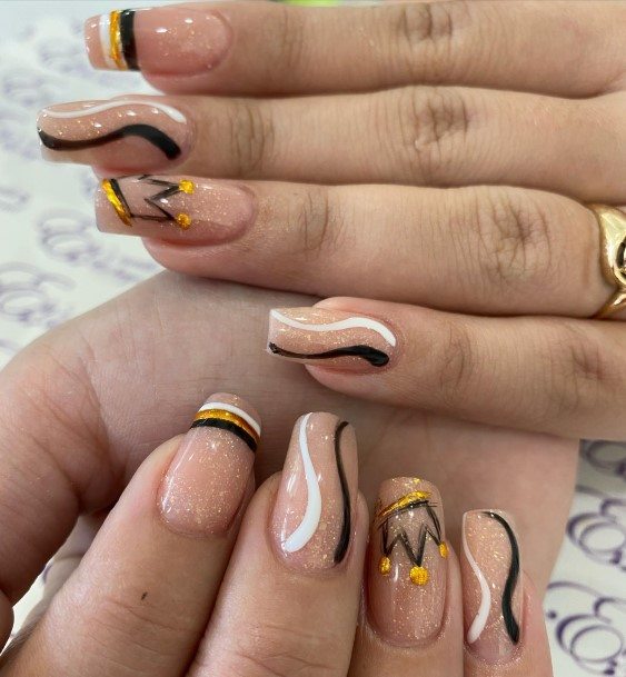 Crown Womens Feminine Crown Nails