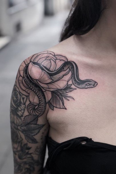 Cunning Snake And Flower Tattoo Women