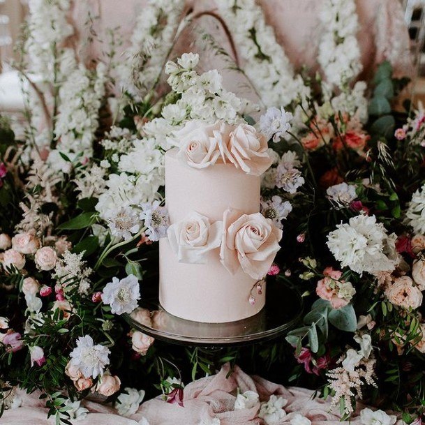 Cute 2 Tier Rose Wedding Cake