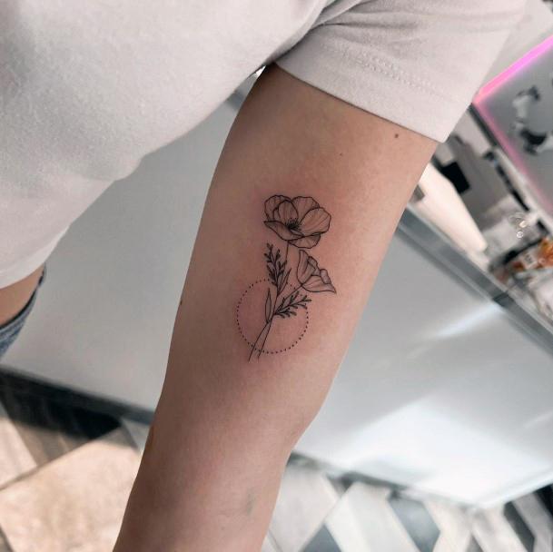 Cute Bicep Tattoo Designs For Women