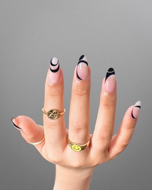Cute Black Oval Nail Designs For Women