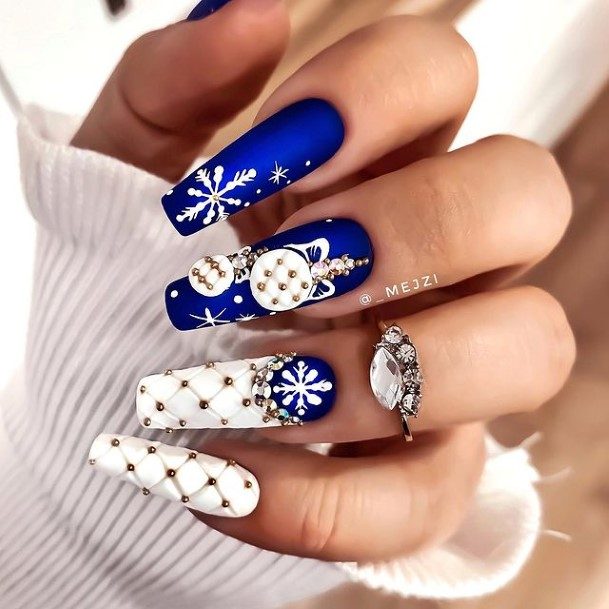 Cute Blue And Gold Nail Designs For Women