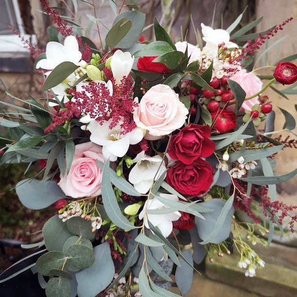 Cute Christmas Wedding Floral Inspiration For Beautiful Bride Red Pink Greenery Ideas