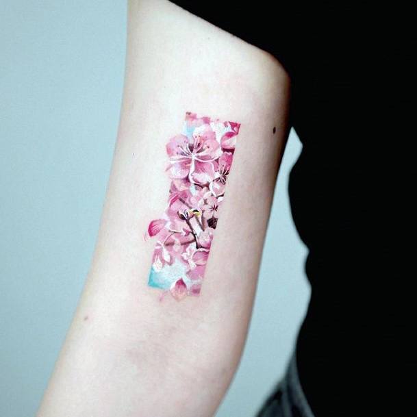 Cute Creative Tattoo Designs For Women