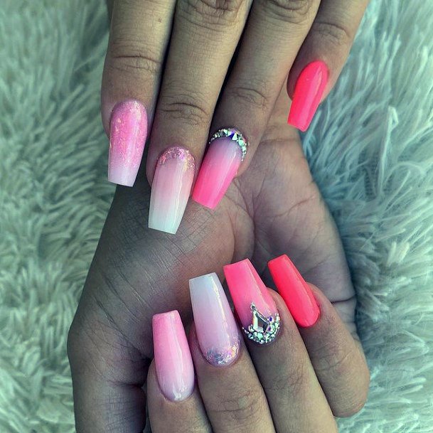 Cute Crystals Nail Designs For Women