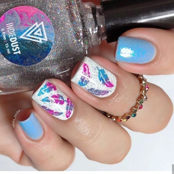 Cute Feather Nail Designs For Women