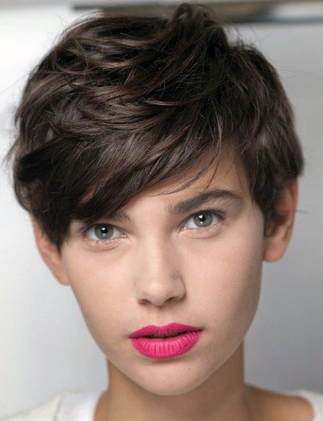 Cute Girl Pink Lipstick Green Eyes Brown Hair Brunette Garcon Hairstyle Girl