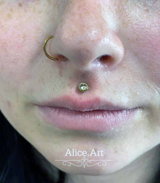 Cute Gold Medusa Nostril Hoop Body Piercing Ideas For Women