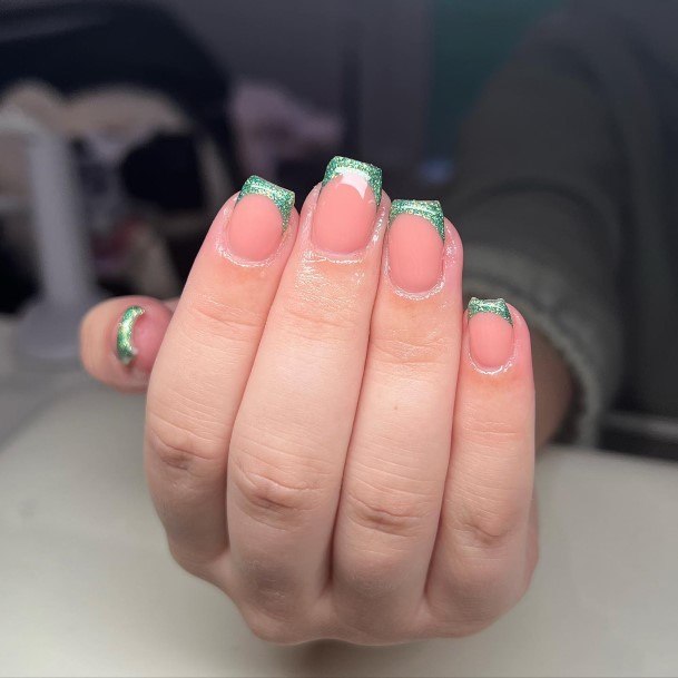 Cute Green Glitter Nail Designs For Women