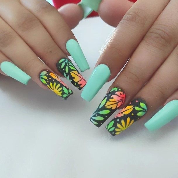 Cute Green Nail Designs For Women Tropical Flowers