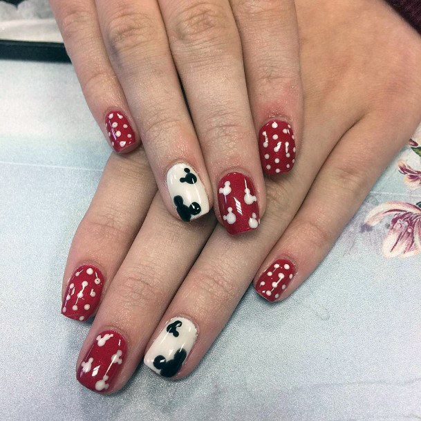 Cute Minnie Nail Idea Red For Women