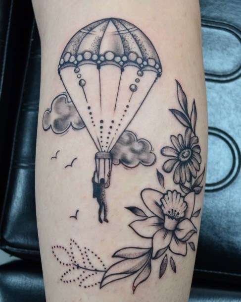 Cute Parachute Skydiving Tattoo Designs For Women