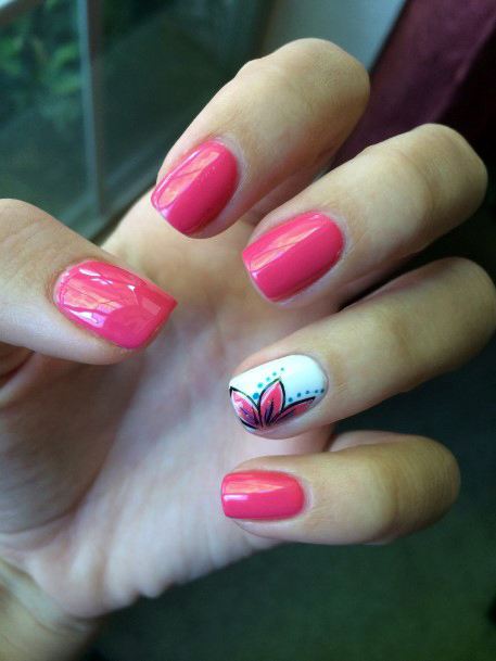 Cute Pink Flora Art On Nail