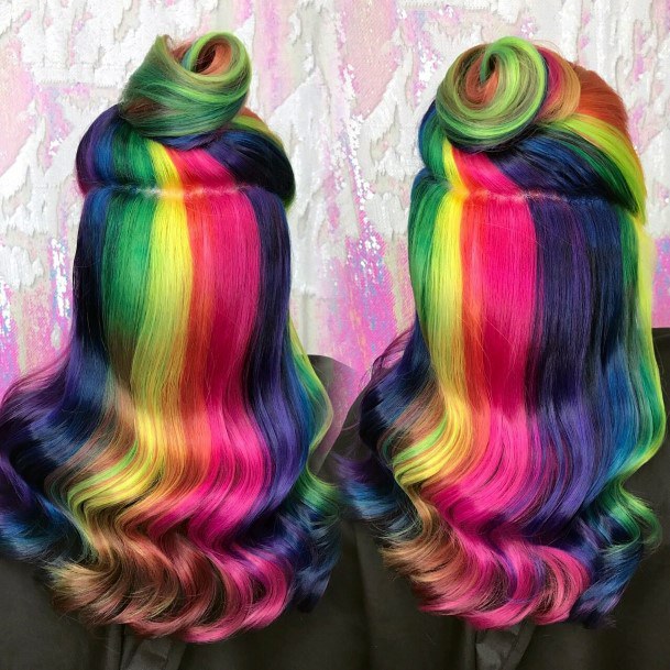 Cute Rainbow Hairstyles Ideas For Women