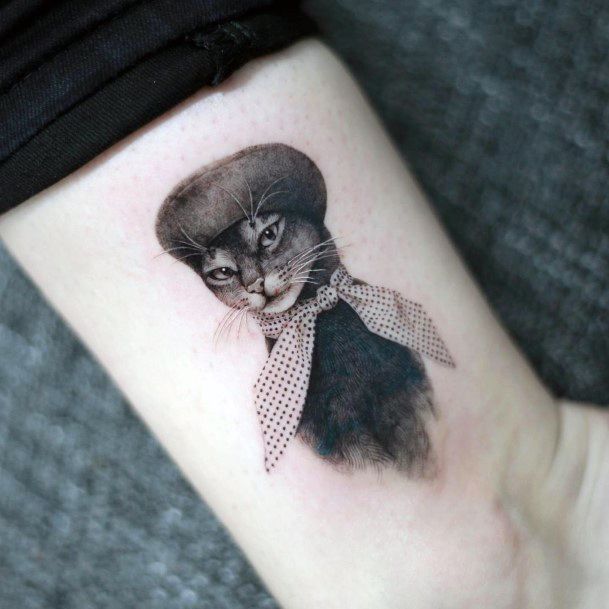 Cute Realism Tattoo Designs For Women