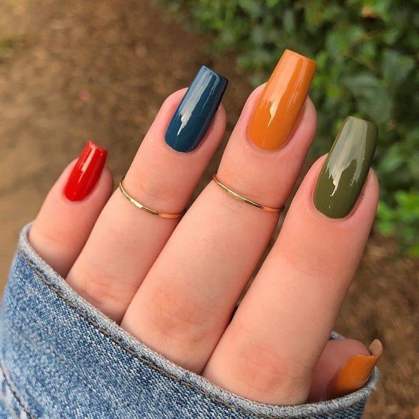 Cute Red And Green Nail Designs For Women