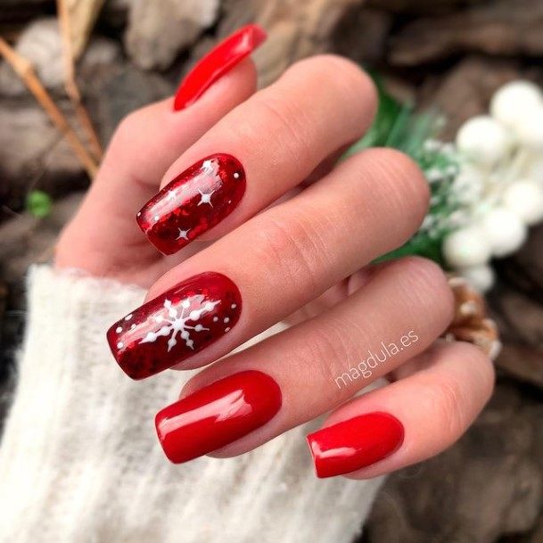 Cute Red Glitter Nail Designs For Women