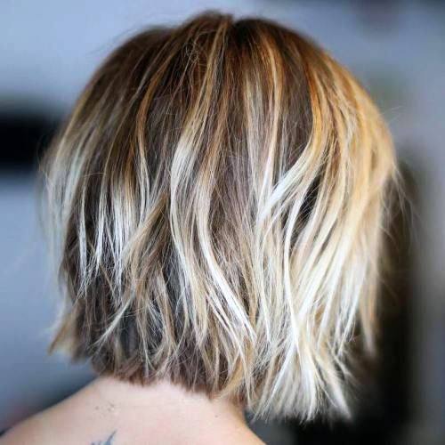 Cute Shoulder Length Haircut With Side Bangs For Women