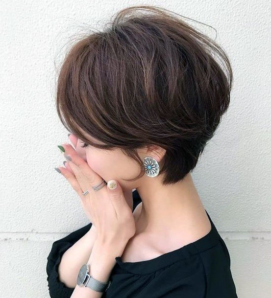 Cute Shy Woman Fun Earring Short Shiny Brown Lovely Hairstyle