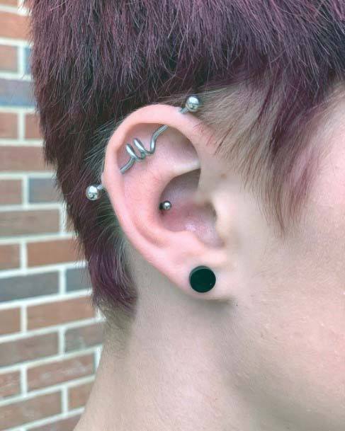 Cute Spiral Industrial Black Guaged Coolconch Piercing Design For Women