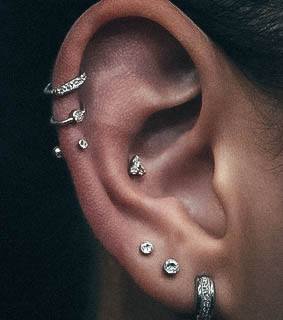 Cute Stylish Triple Helix Hoop Design Shiny Conch And Lovely Triple Lobe Piercing Ideas For Girls