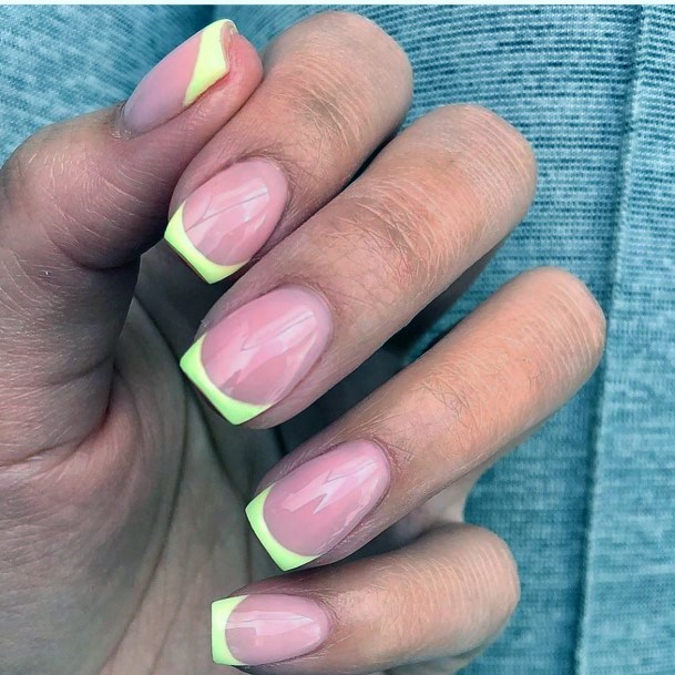 Cute Summer Yellow French Tip Nail Inspiration For Prom For Women