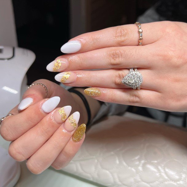 Cute White Almond Shaped Nail Designs For Women