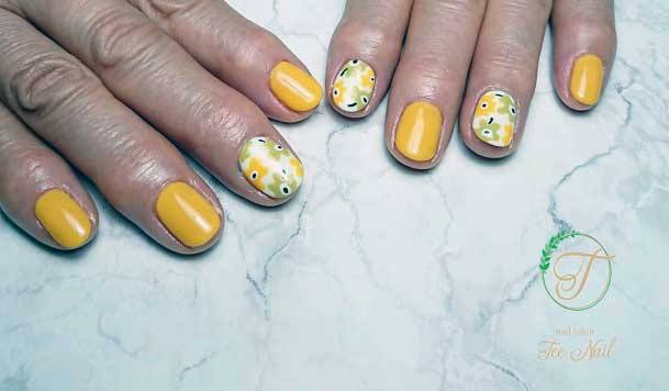 Dafoddil Yellow Nails Women